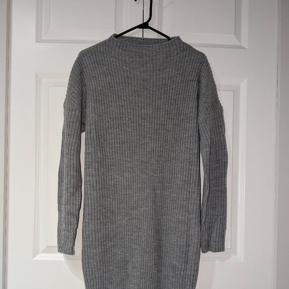 Women's Knit Oversized Gray Sweater Size Large
